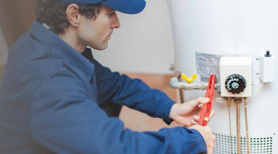Professional water heater repair in Hicksville, NY